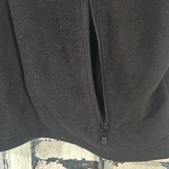 Men's Ruger Fleece Vest Size 2XL - Picture 4 of 7